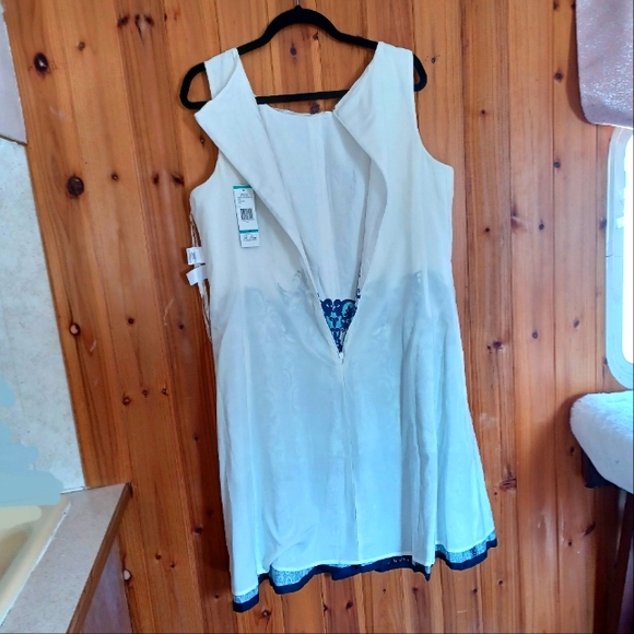 JONES NEW YORK Floral Sleeveless Scoop Neck White Blue Size 16 Print fit & Flare - Picture 14 of 16